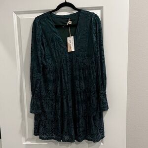 NWT Dark Green Velvet Dress sz m